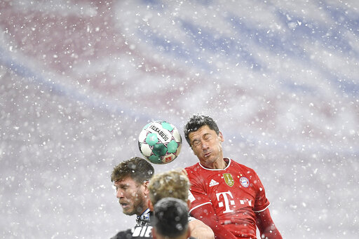 Bayern held 3-3 by struggling Bielefeld on Bundesliga return